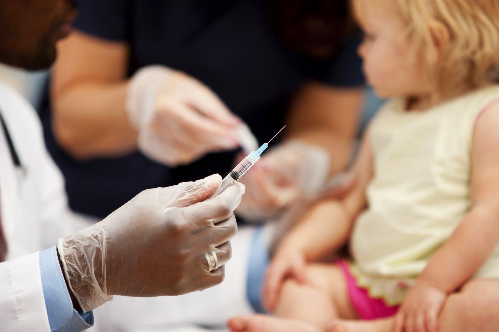 Развивающиеся вакцины. Прививки. Вакцинация детей. Иммунизация детей. Гепатит а вакцинация детей.